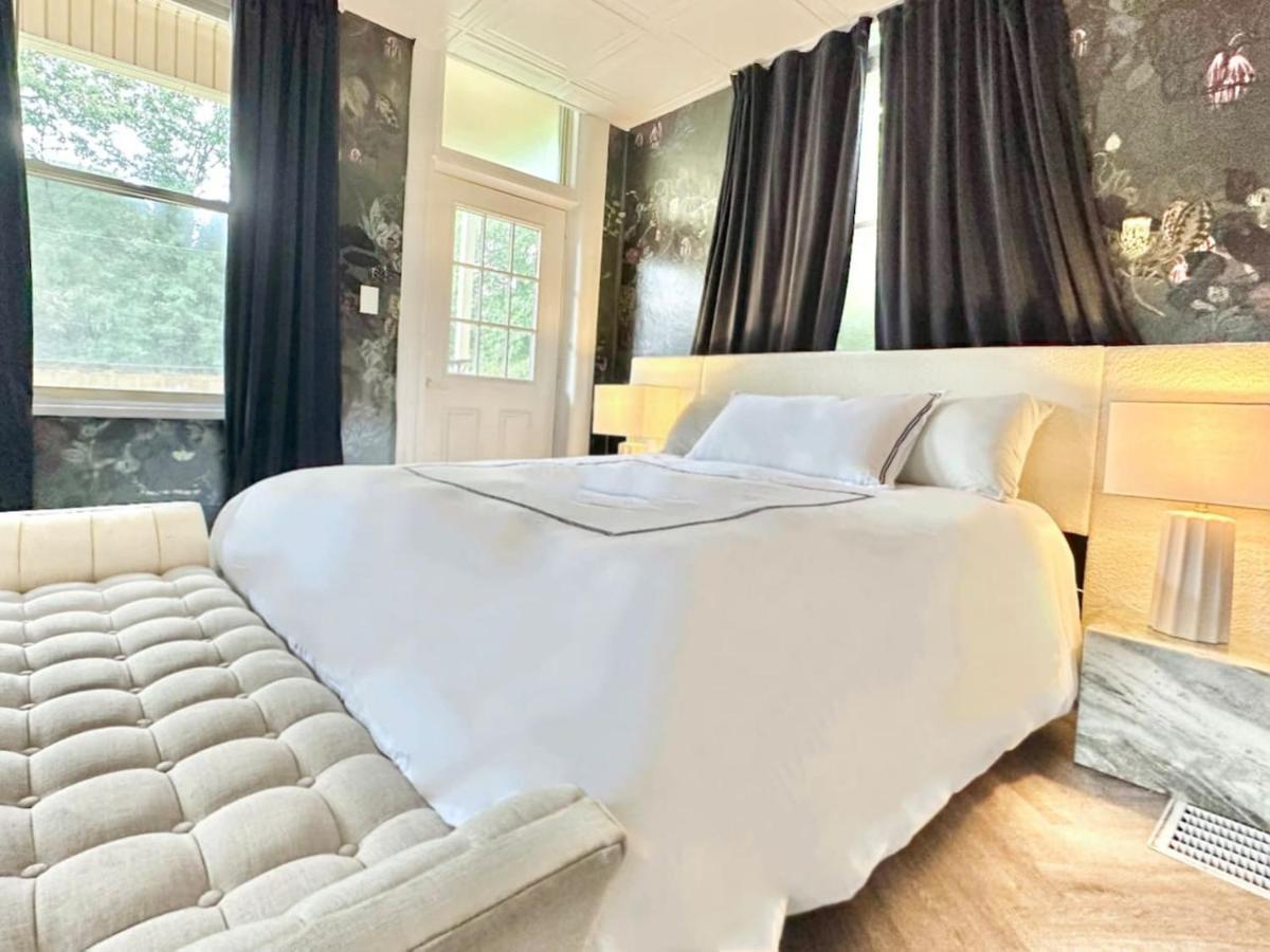 The Elliott At Highland Park By Luxe Pgh